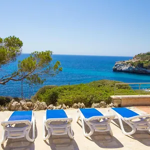 Beautiful Private On The Sea Villa
